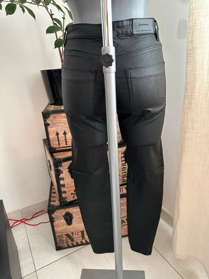 Pantalon noir - photo numéro 11