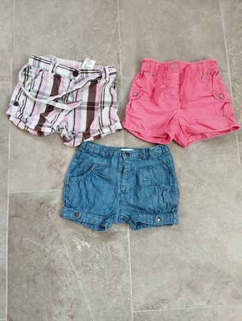 Lot 3 shorts fille 18 mois
