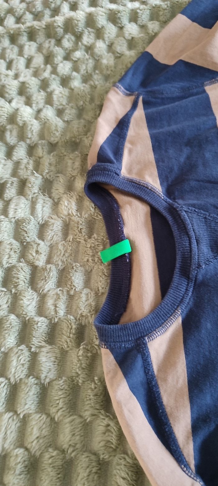 Tee shirt Benetton 11 12 ans - photo numéro 6