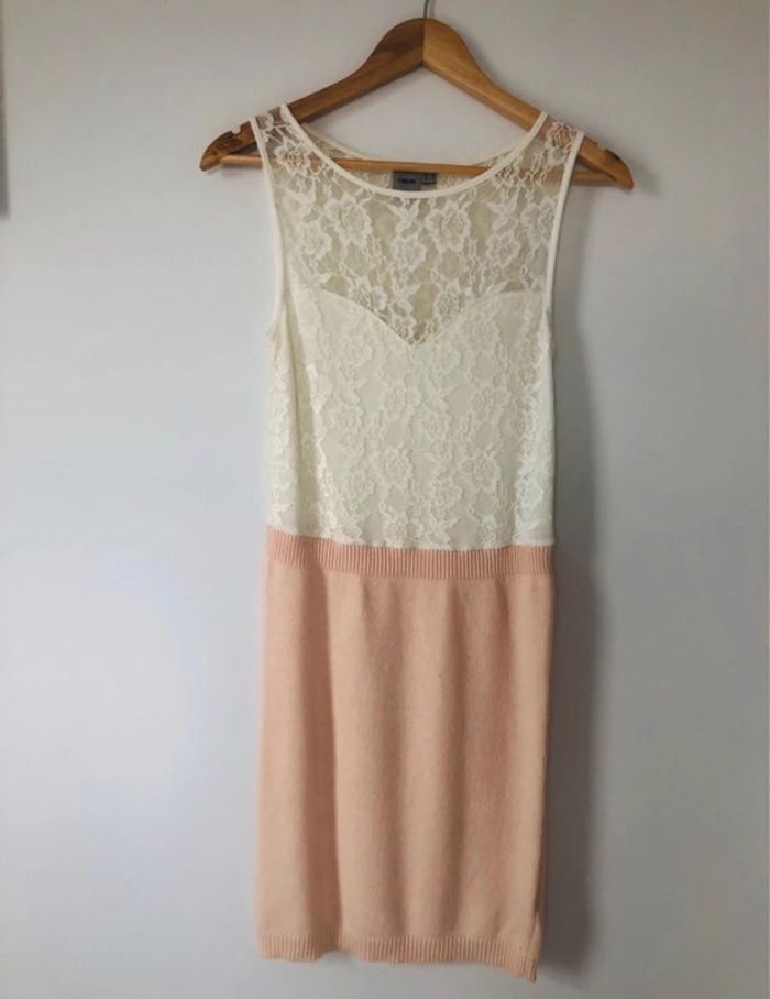 Robe asos dentelle habillé 36 S neuve rose blanc - photo numéro 5