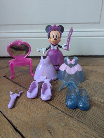 Figurine Minnie