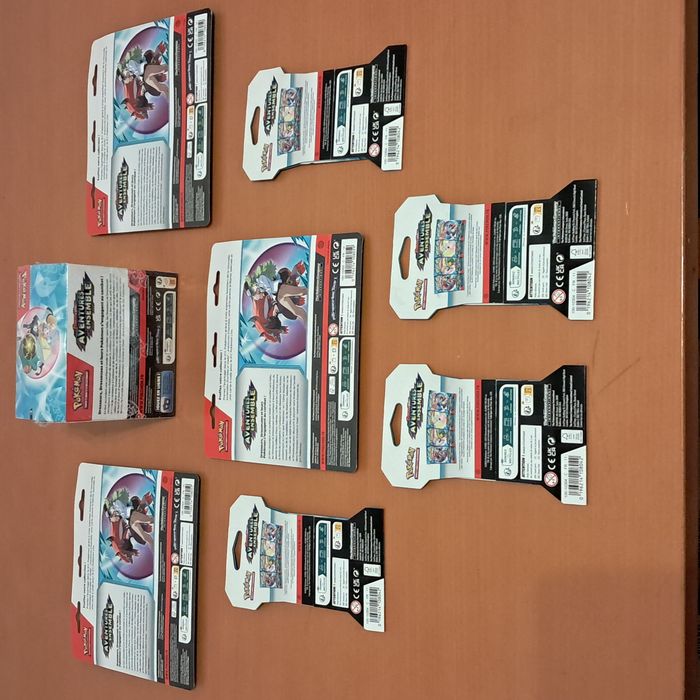 Lot pokémon EV09 Aventures ensemble avec display carte promo stamp (petits défauts sur display) - photo numéro 10