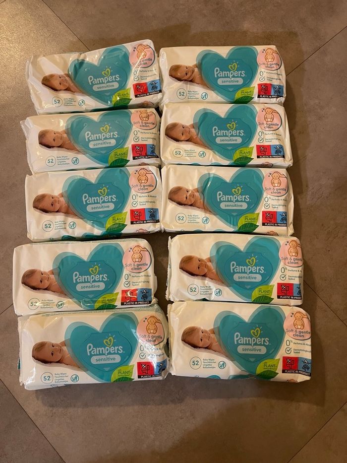 10 paquets de lingettes Pampers sensitive
