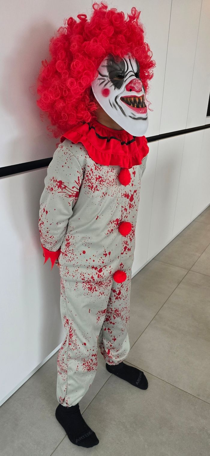 Déguisement clown d’horreur enfant 5-6 ans avec masque – très bon état - photo numéro 5