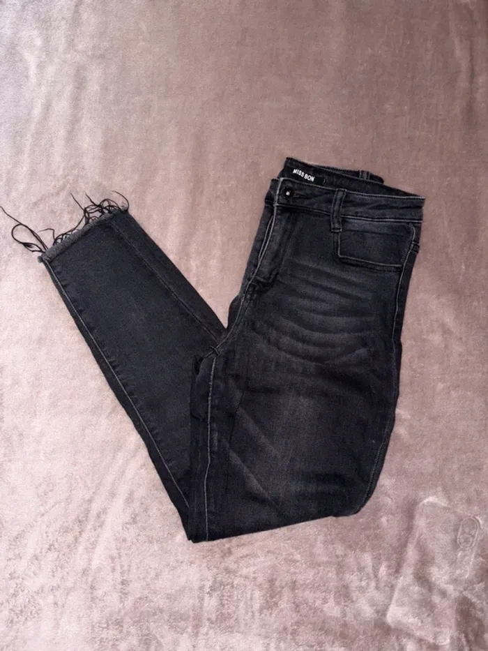 Lot de 4 vêtements femme taille 38 en très bon état - photo numéro 3