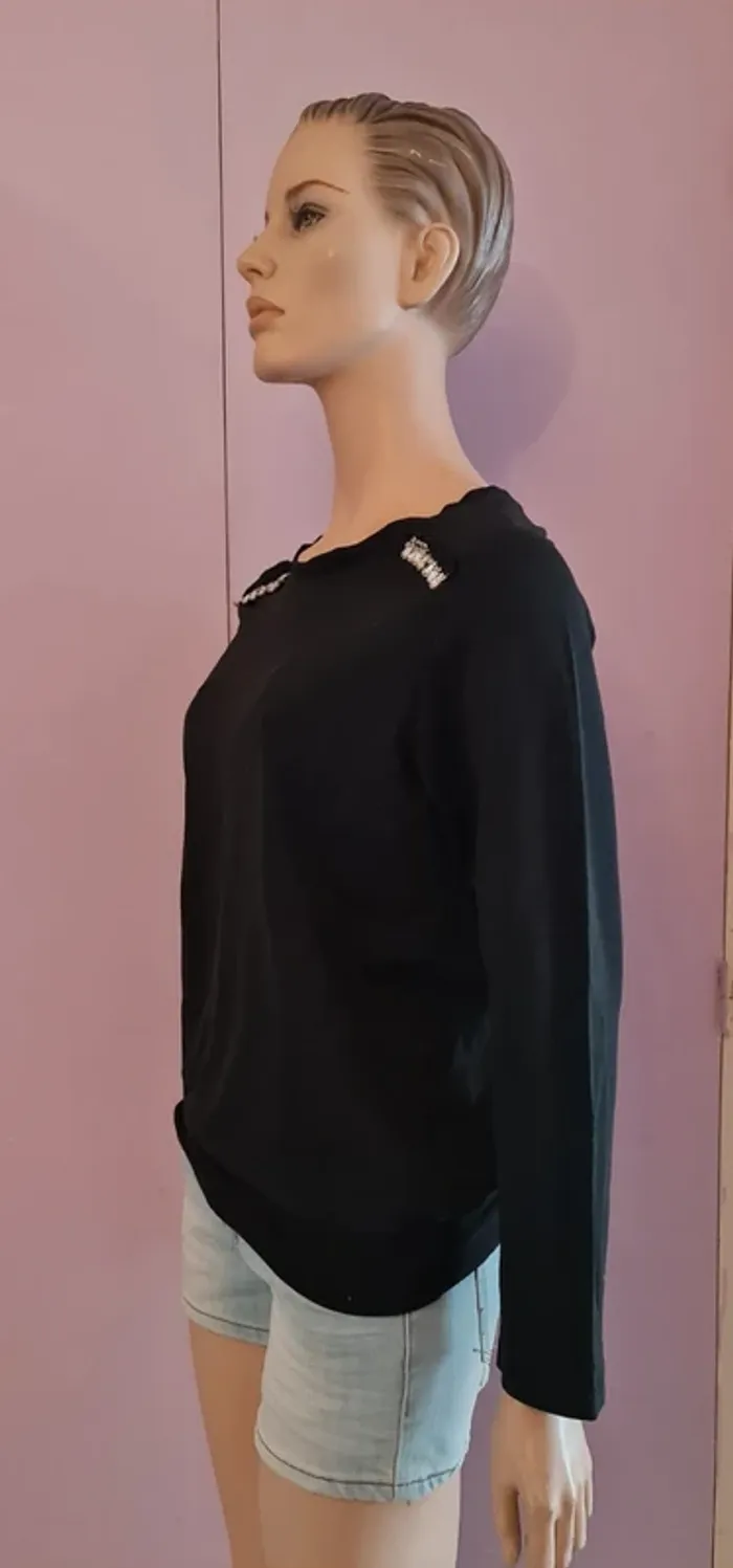 Pull femme noir - photo numéro 5