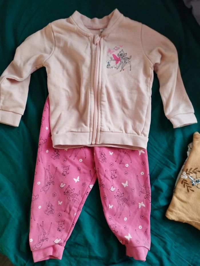 Lot vêtements Disney bambi 🦌 12 mois - photo numéro 5