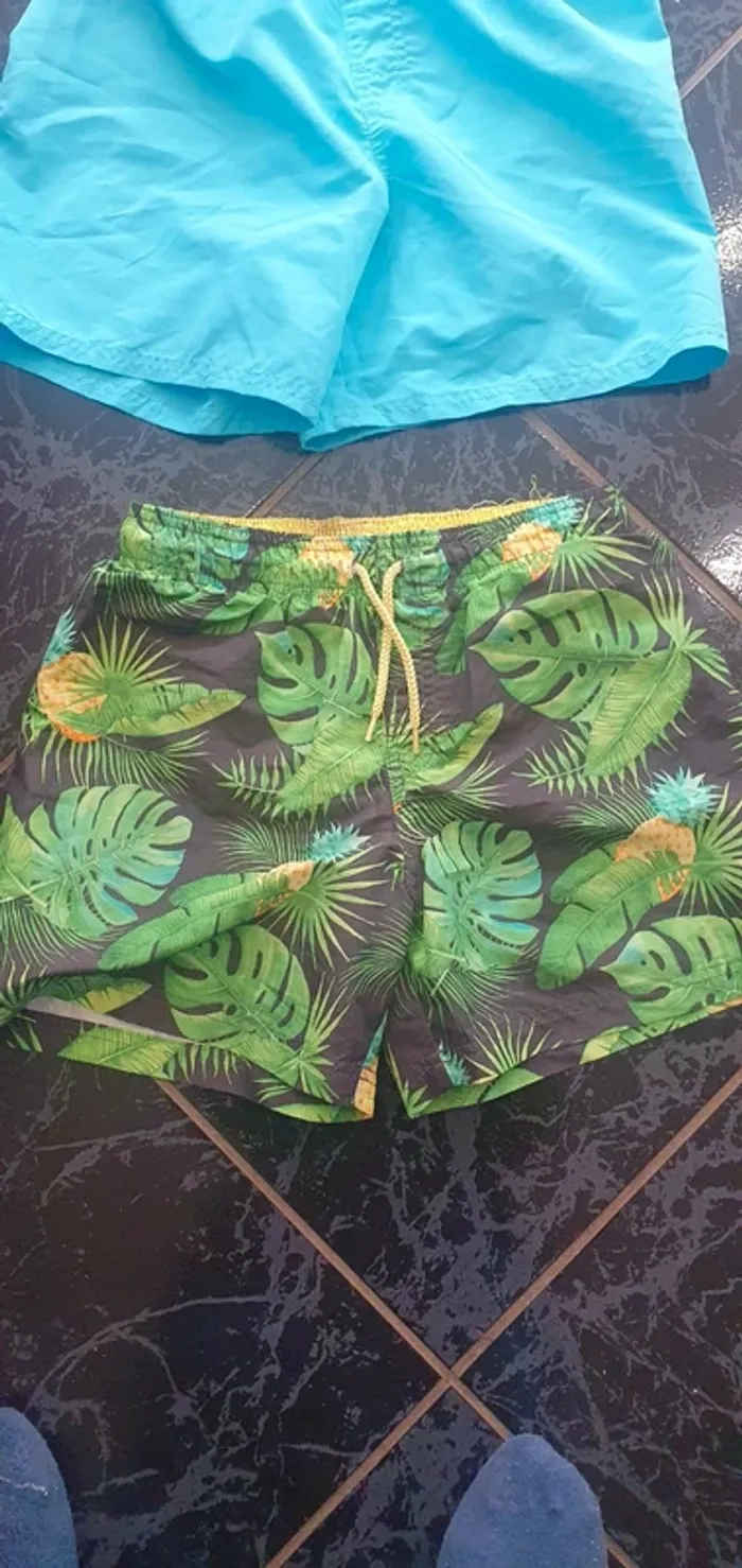 3 shorts de bsin 12 ans H et M - photo numéro 2