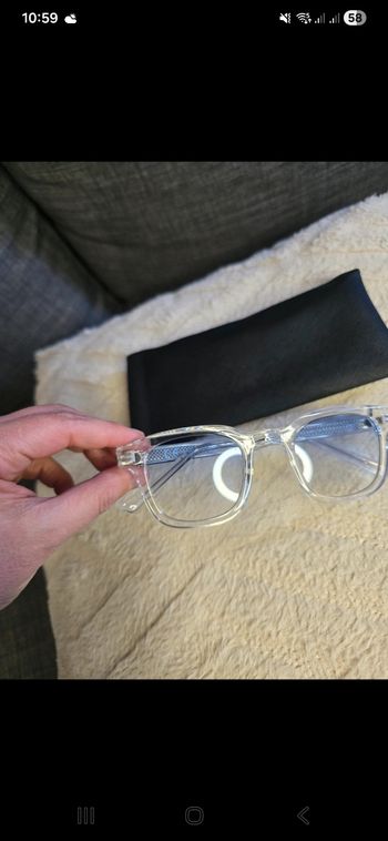 Lunette solaire bleu