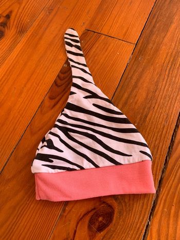 Bonnet naissance zèbre rayé