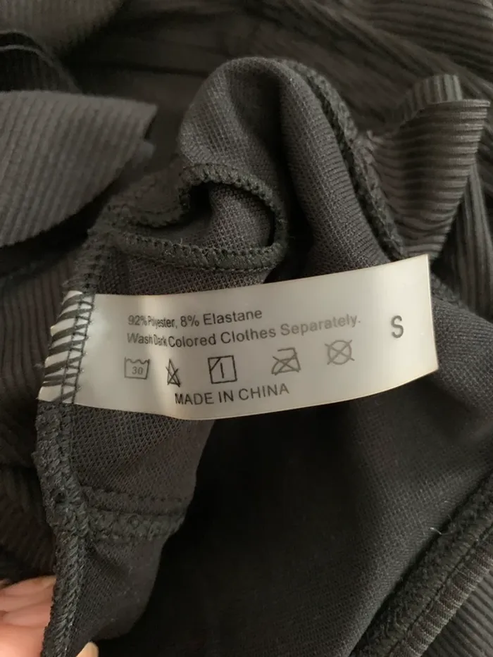 Maillot de bain noir SHEIN - Taille S - Neuf jamais porté - photo numéro 9