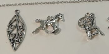 Pendentif plus chaîne