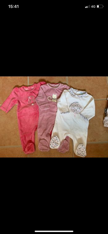 Lot de pyjamas 3 mois tbe