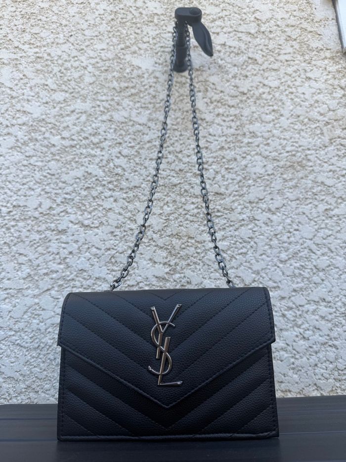 Sac Yves Saint Laurent - photo numéro 1