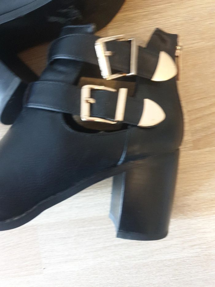 Bottines noires - photo numéro 3