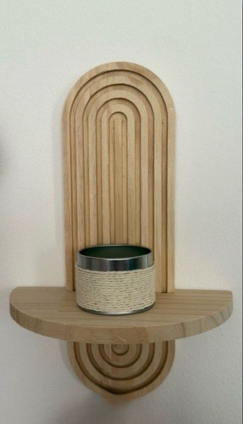 Étagère murale en bois