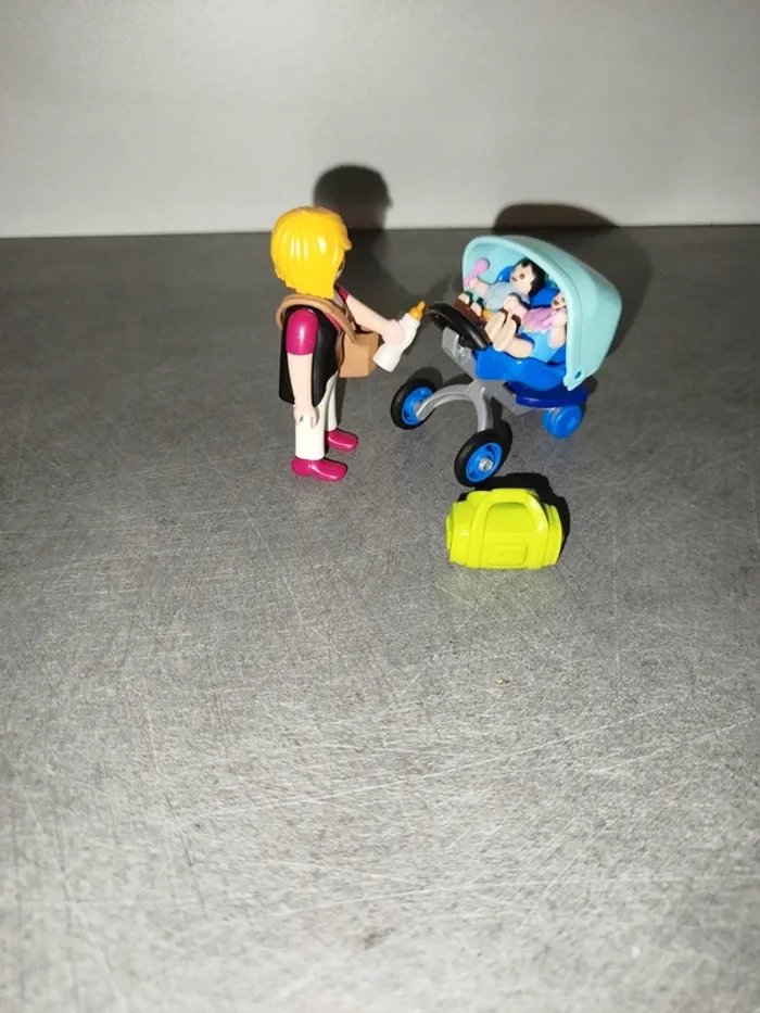 Playmobil maman de jumeaux