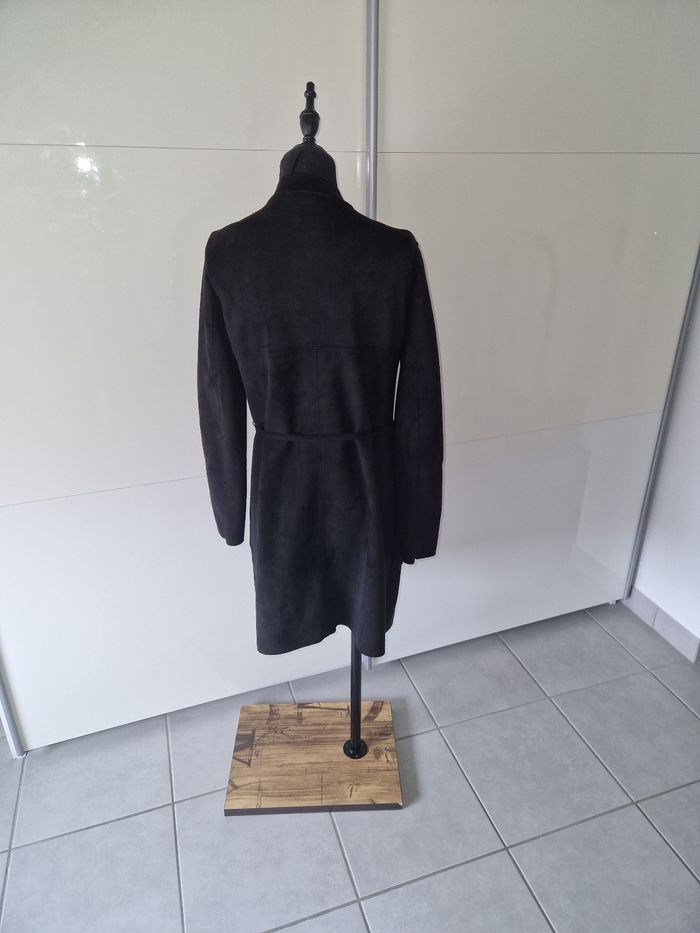 Veste en daim noir - photo numéro 4