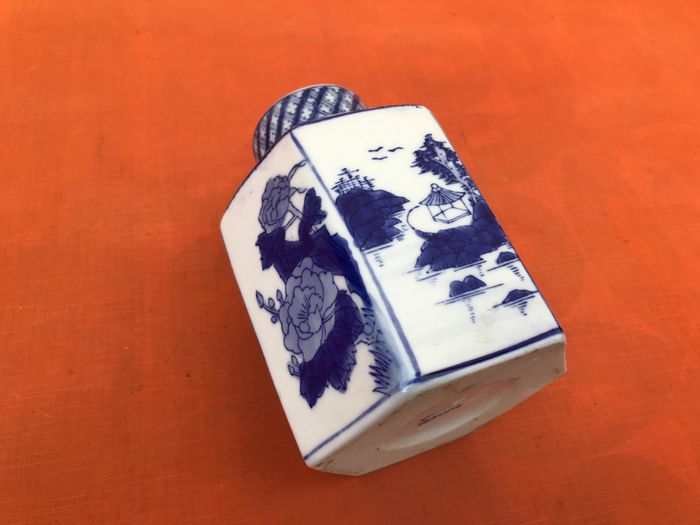 Pot couvert à Thé Porcelaine de Chine Décor bleu sur fond blanc Fleurs de Lotus / Paysage lacustre - photo numéro 5