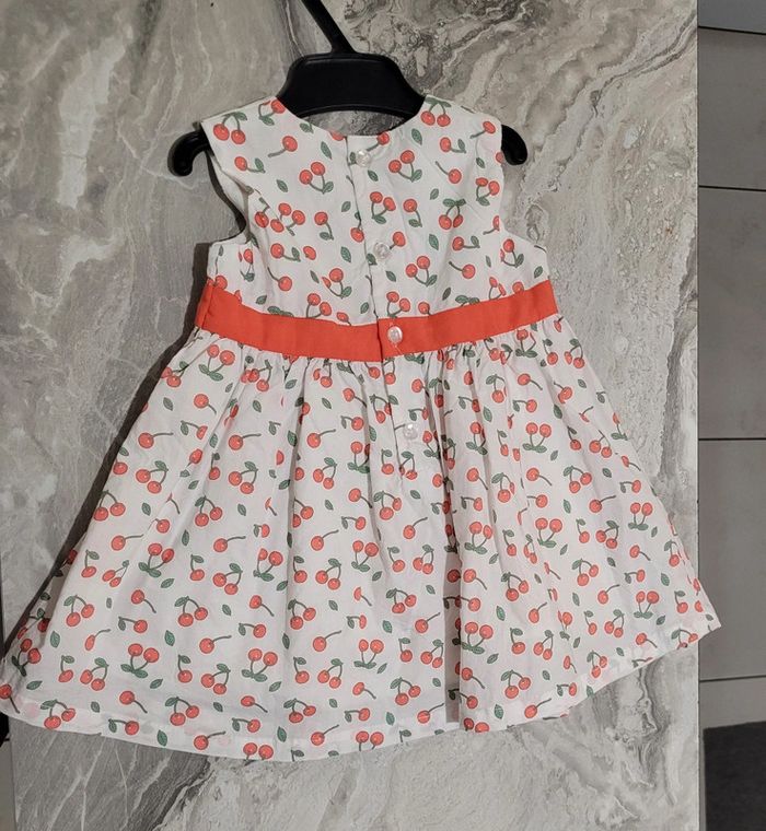 Robe d'ete NEUVE - photo numéro 2