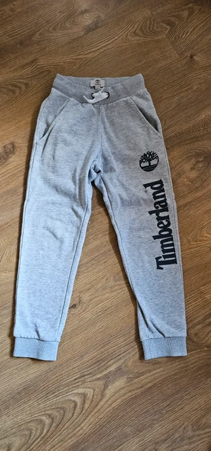 Lot de vêtements taille 8 ans - photo numéro 11