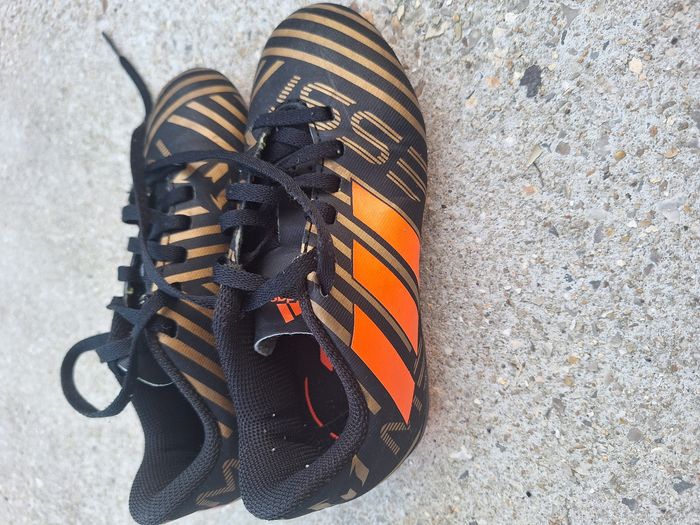 Chaussures foot adidas - photo numéro 2