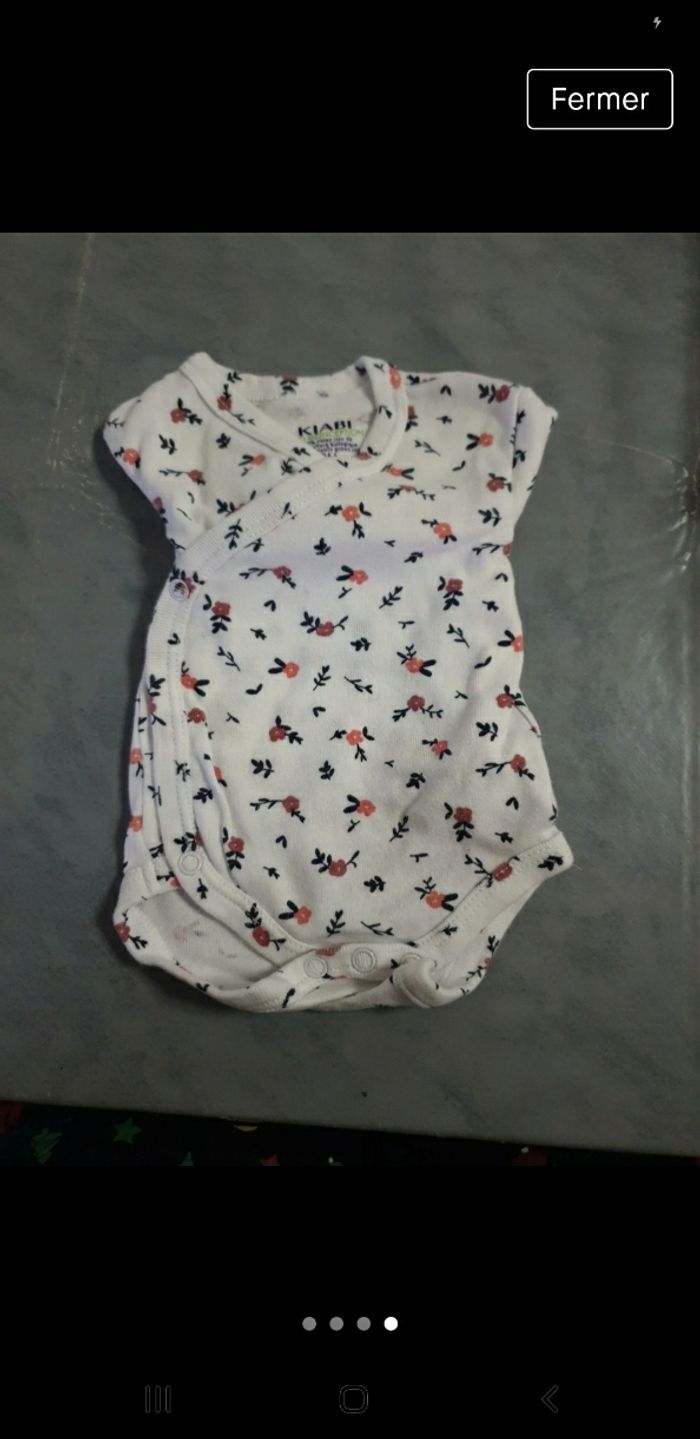 Lot 3 body naissance - photo numéro 4