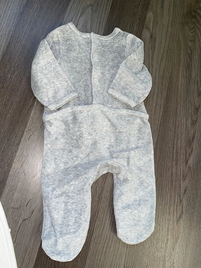 Pyjama gris - photo numéro 4