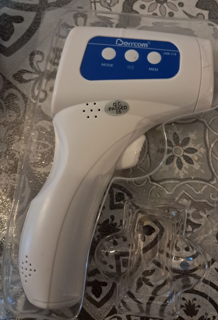 Thermomètre sans contact - photo numéro 2