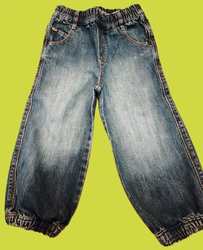 jeans taille 24 mois