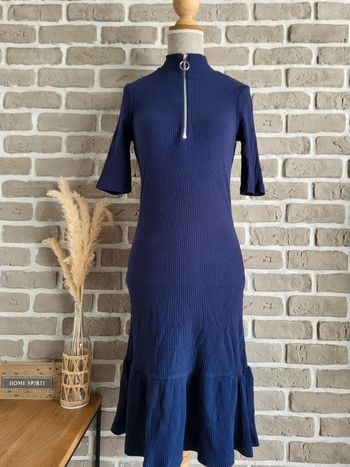 Robe en maille côtelée bleu marine col zippé NA-KD - Neuve