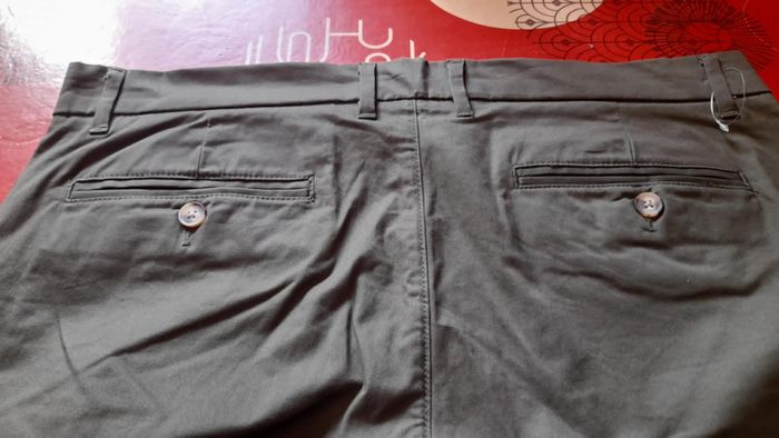 Pantalon toile homme kaki Taille 48 - photo numéro 2