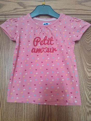 Tee-shirt taille 18 mois