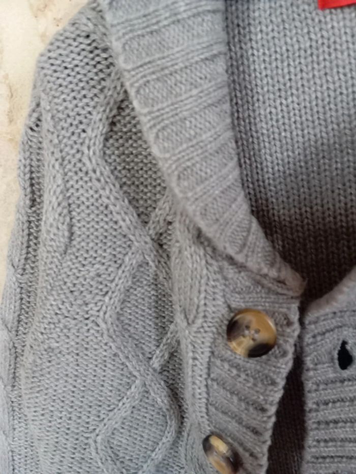 Gilets fin taille 18 mois - photo numéro 2
