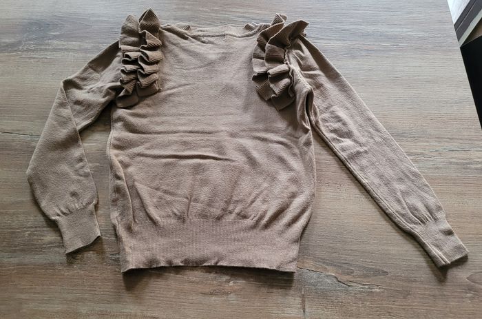 Pull à volants - photo numéro 4