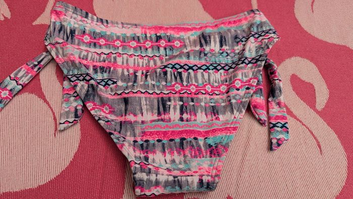 Maillot 10-12 ans Ardene - photo numéro 2