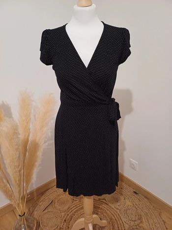 Petite robe noire cache-coeur Camaieu taille S 36