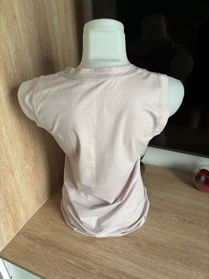 Débardeur Uniqlo rose collection anderson taille S - photo numéro 5