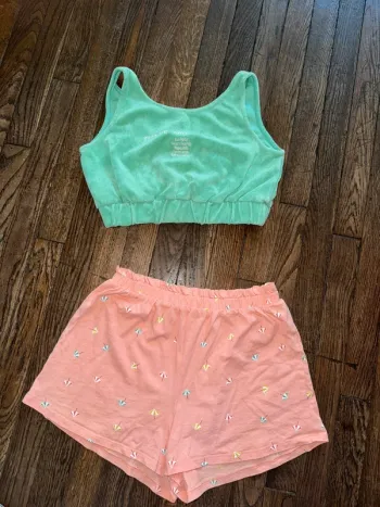 haut éponge zara et Short Zara 12 ans