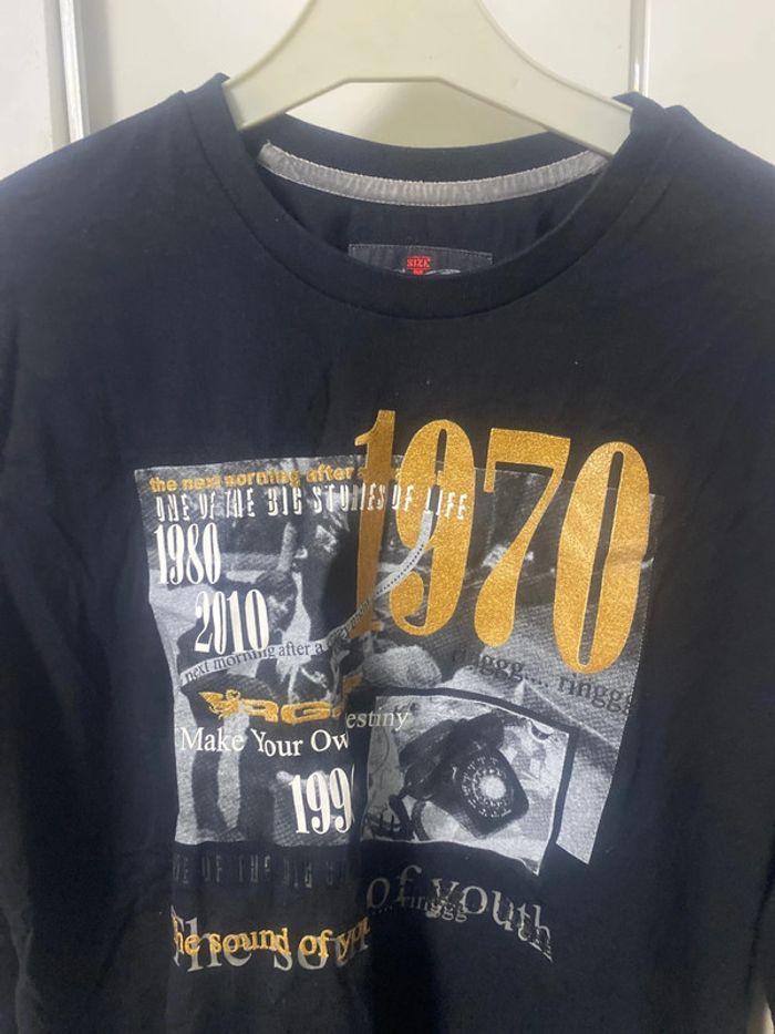 Pull / t-shirt manches longues . R.G 512 .taille M - photo numéro 2