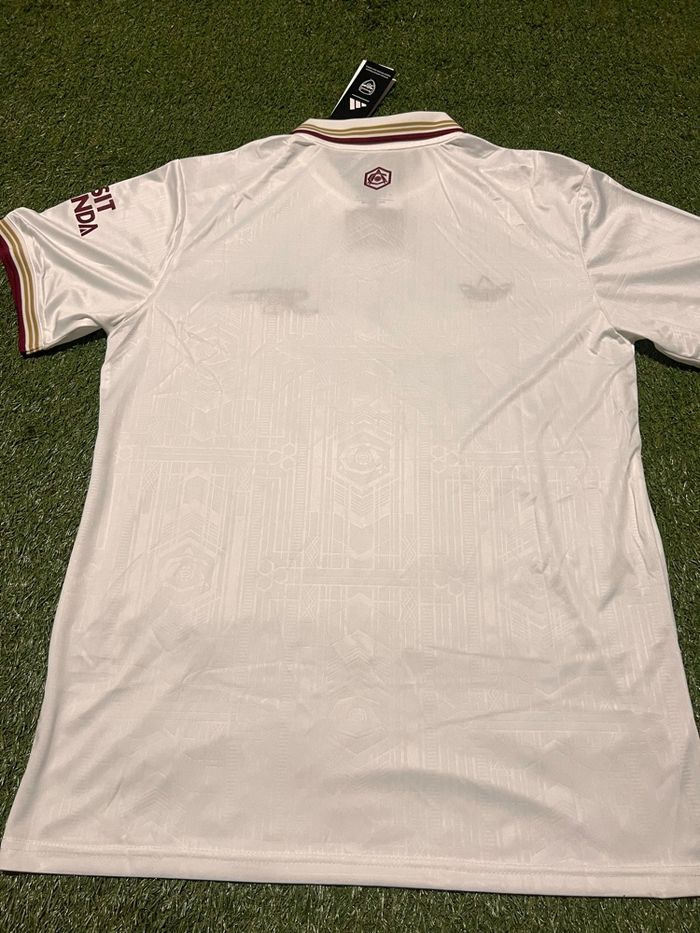 Nouveau maillot Arsenal 2026 - photo numéro 3