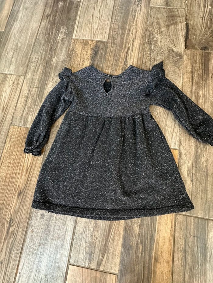 Robe noir fête - photo numéro 3