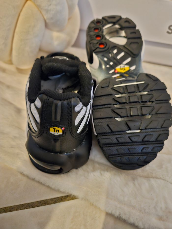 Tn enfants taille 29-30 neuves - photo numéro 3