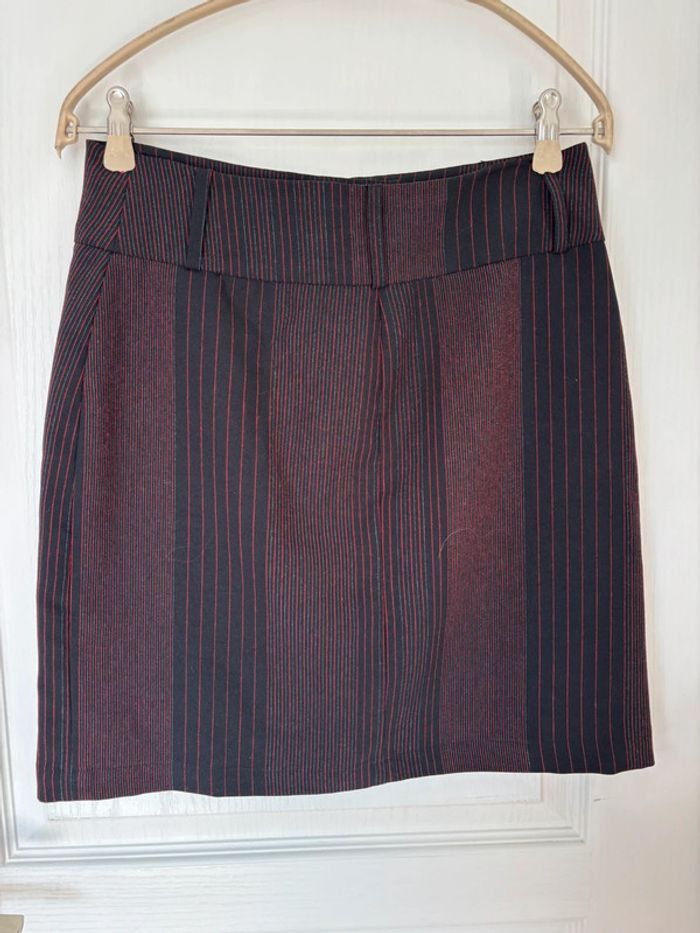 Jupe motif rayures bleu et rouge - photo numéro 3