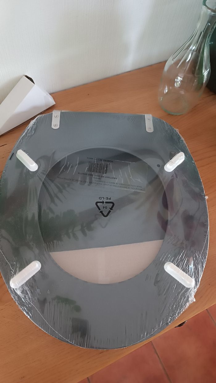 Siège pour WC toilette tout neuf 🌟 - photo numéro 4