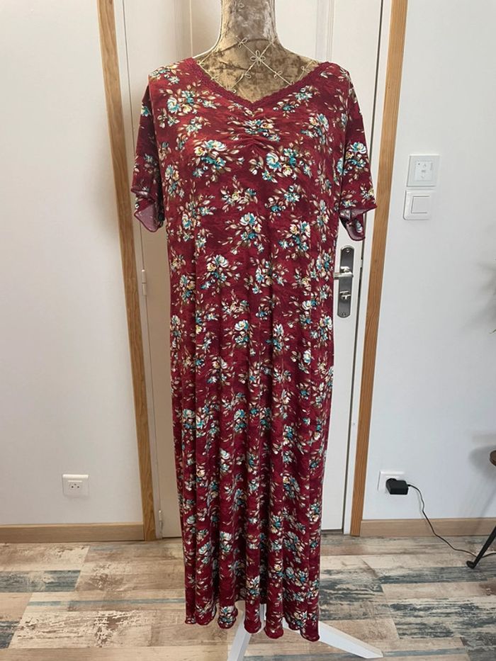 Robe rouge à fleurs – Femme – Taille XL – Longue, extensible, fluide et élégante