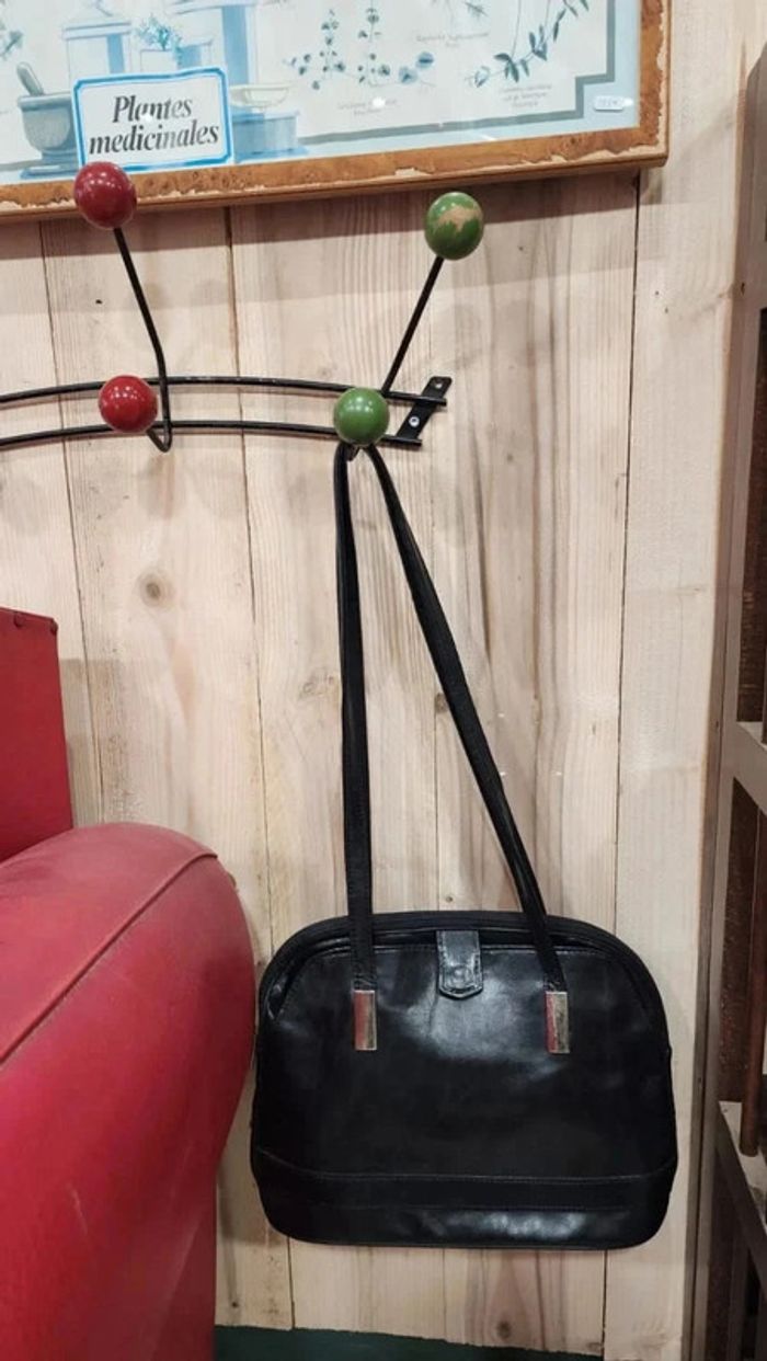 Joli sac à main en cuir vintage porté épaules - photo numéro 5