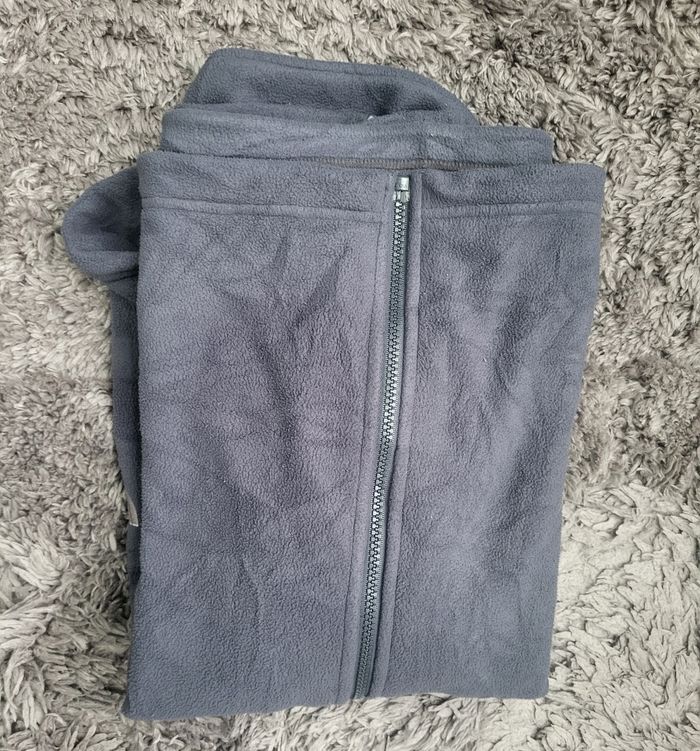 Veste polaire The North Face – Gris – Modèle type Glacier / Yumiori – Très bon état - Taille L - photo numéro 6