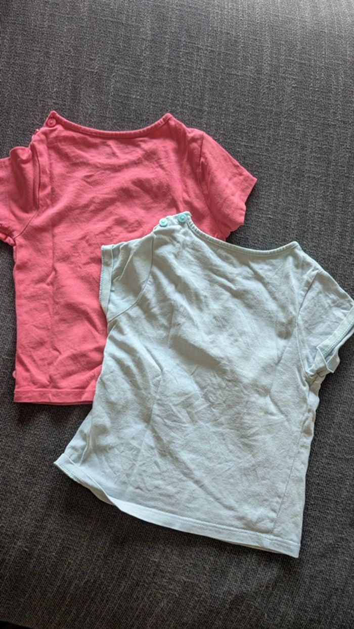 Lot de 2 tee-shirts taille 24 mois - photo numéro 2