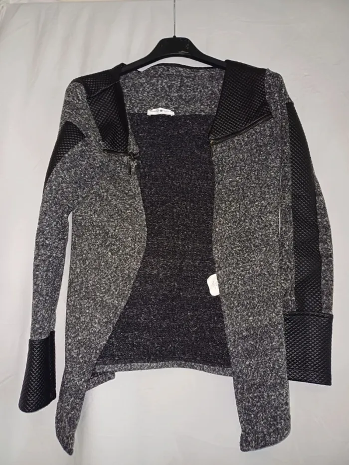 Gilets Cache Cache